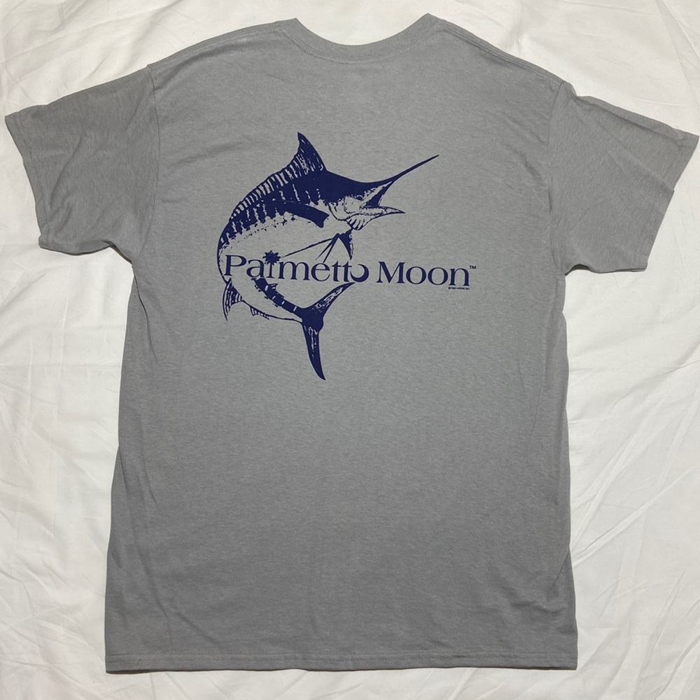Palmetto Moon Swordfish NWOT T shirt. Size Large. GILDAN